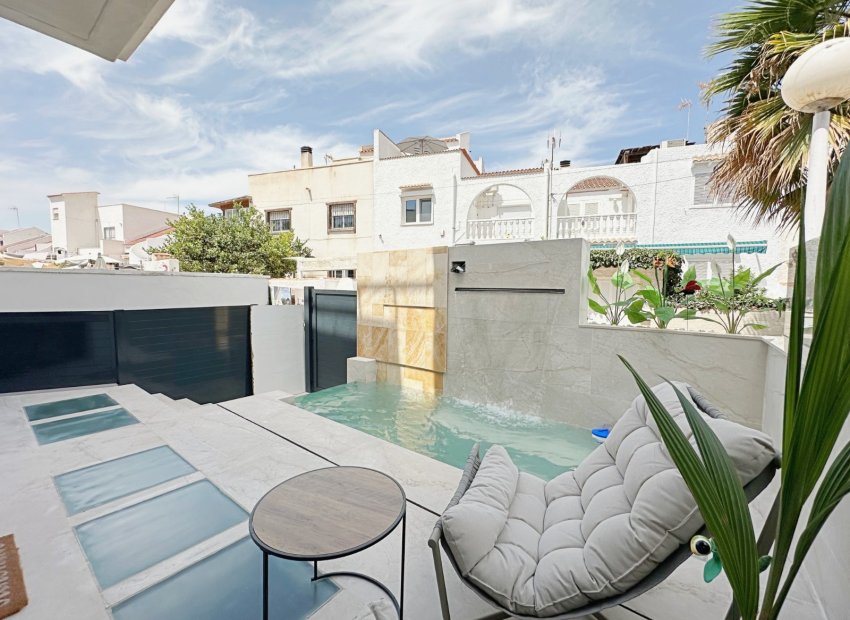Reventa - Townhouse / Terraced House - Torrevieia - Torrevieja