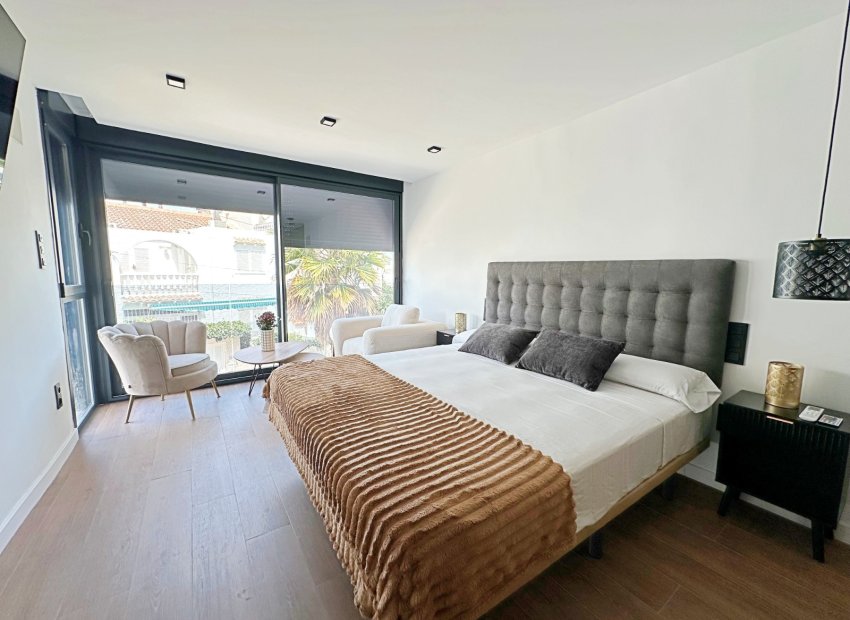 Reventa - Townhouse / Terraced House - Torrevieia - Torrevieja
