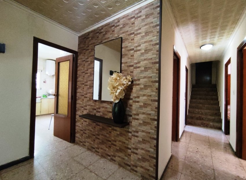 Reventa - Villa - Alcoy - Urbanizaciones