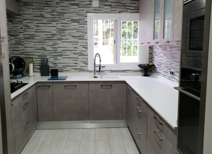 Reventa - Villa - Alfas del Pí - Urbanizaciones