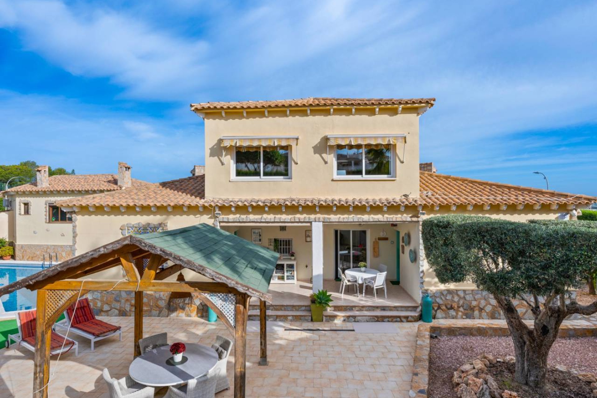 Reventa - Villa - Algorfa - Castillo de montemar