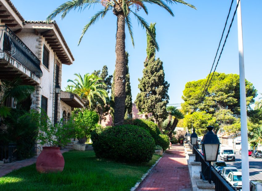 Reventa - Villa - Alicante - Albufereta