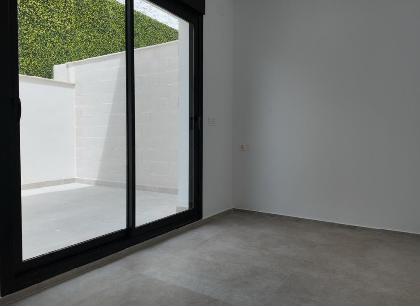 Reventa - Villa - Alicante - Vistahermosa