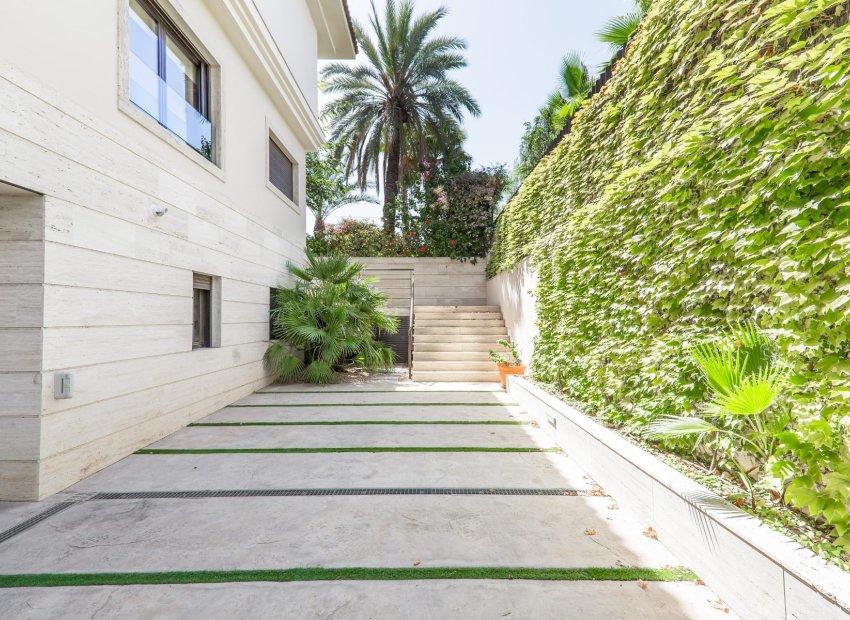 Reventa - Villa - Alicante - Vistahermosa