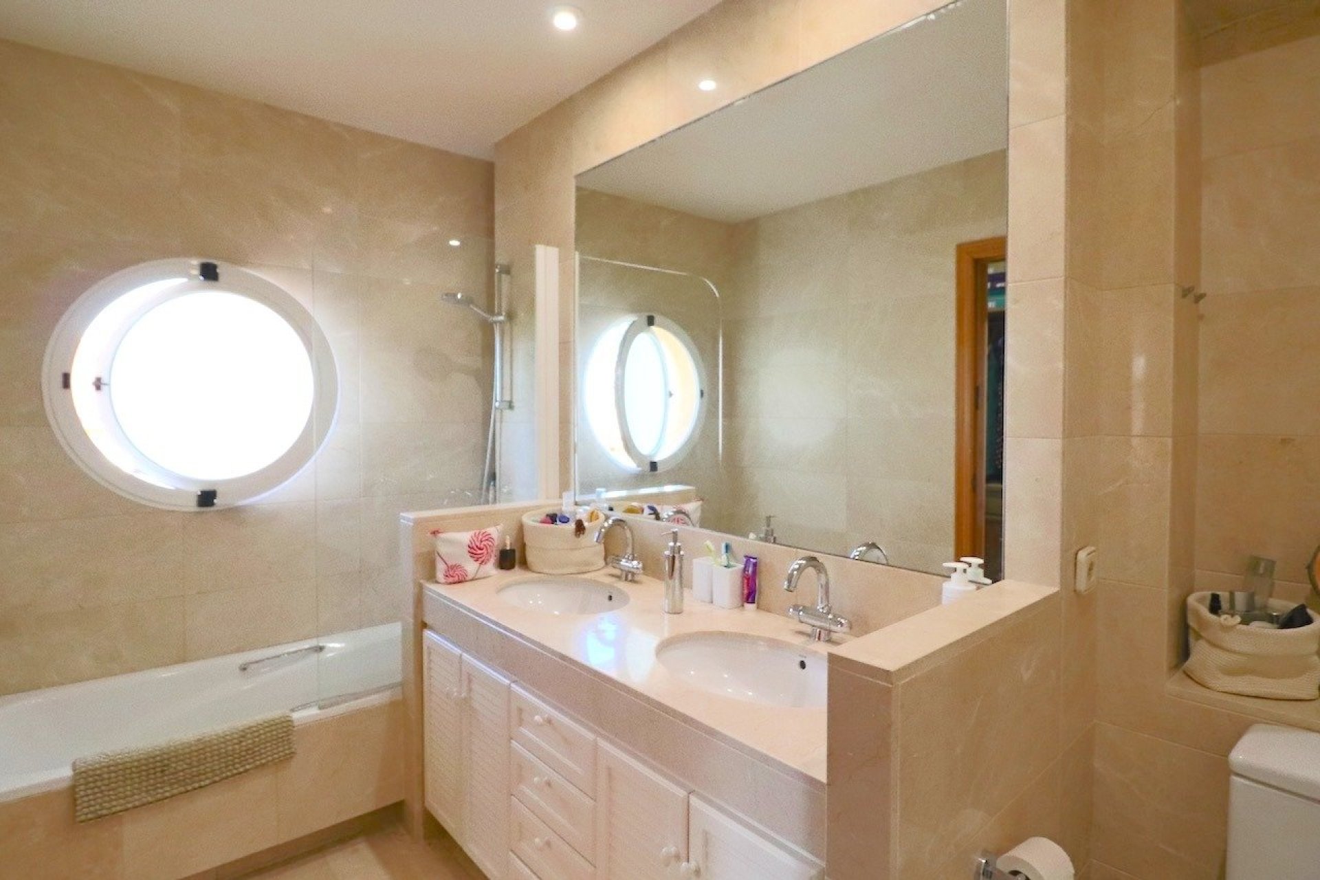 Reventa - Villa - Benidorm - Urbanizaciones