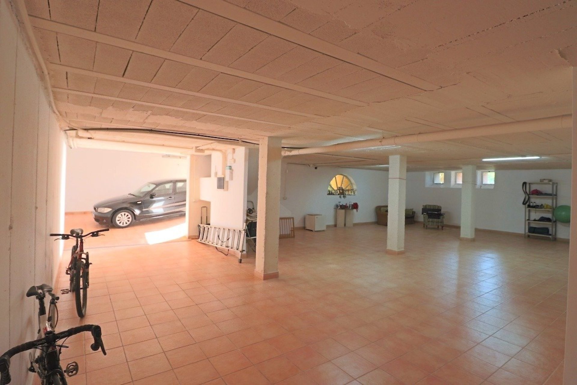 Reventa - Villa - Benidorm - Urbanizaciones