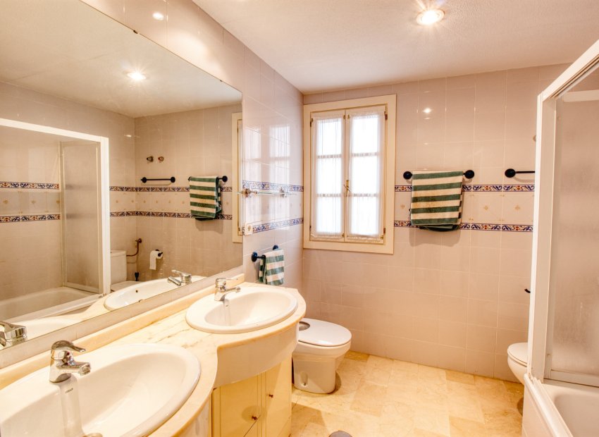 Reventa - Villa - Benidorm - Zona de Poniente