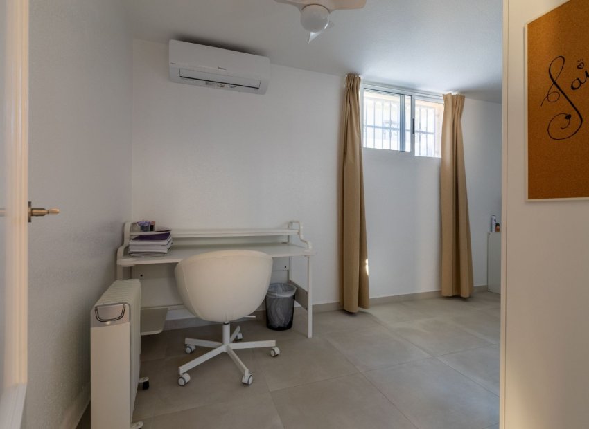 Reventa - Villa - Benijofar