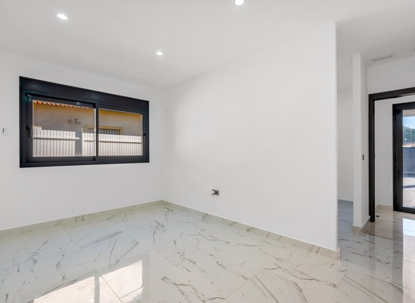 Reventa - Villa - Campoamor