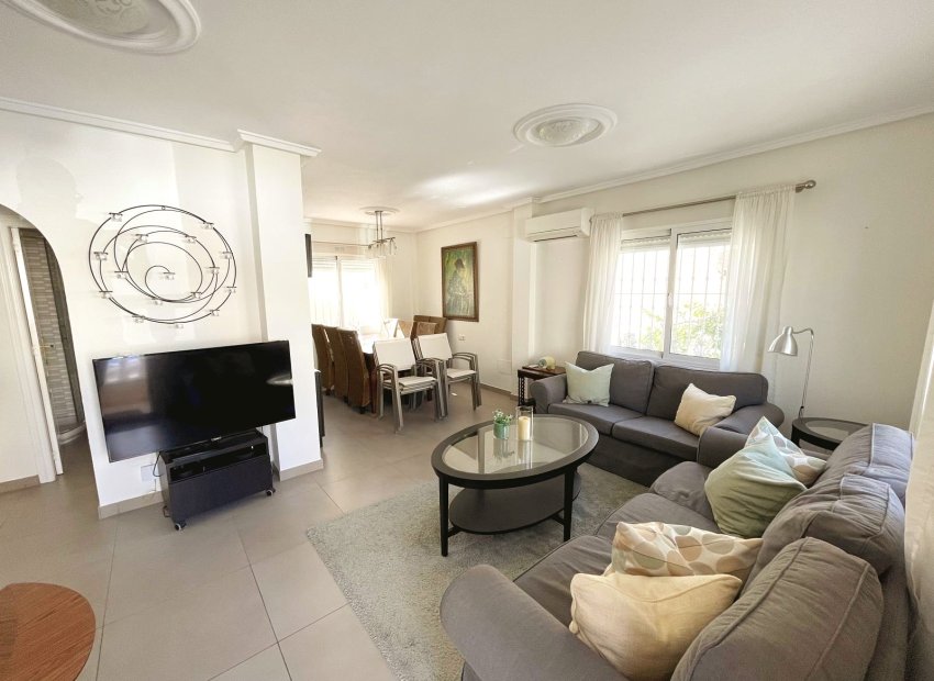 Reventa - Villa - Ciudad Quesada - Airstrip