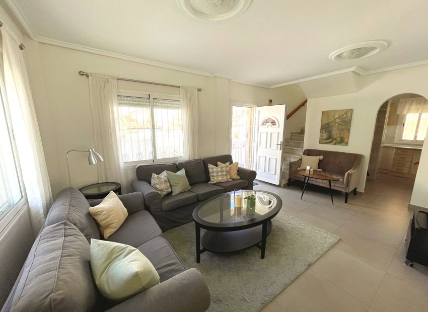 Reventa - Villa - Ciudad Quesada - Airstrip