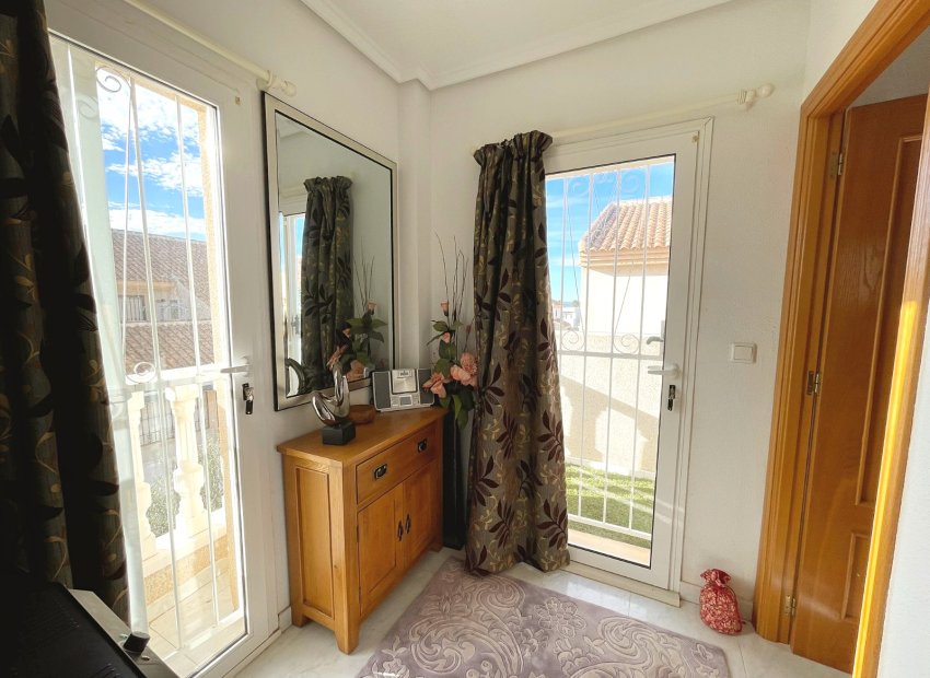 Reventa - Villa - Ciudad Quesada - Airstrip