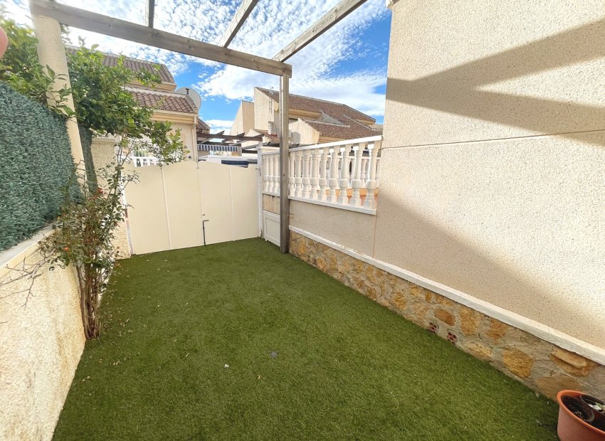 Reventa - Villa - Ciudad Quesada - Airstrip