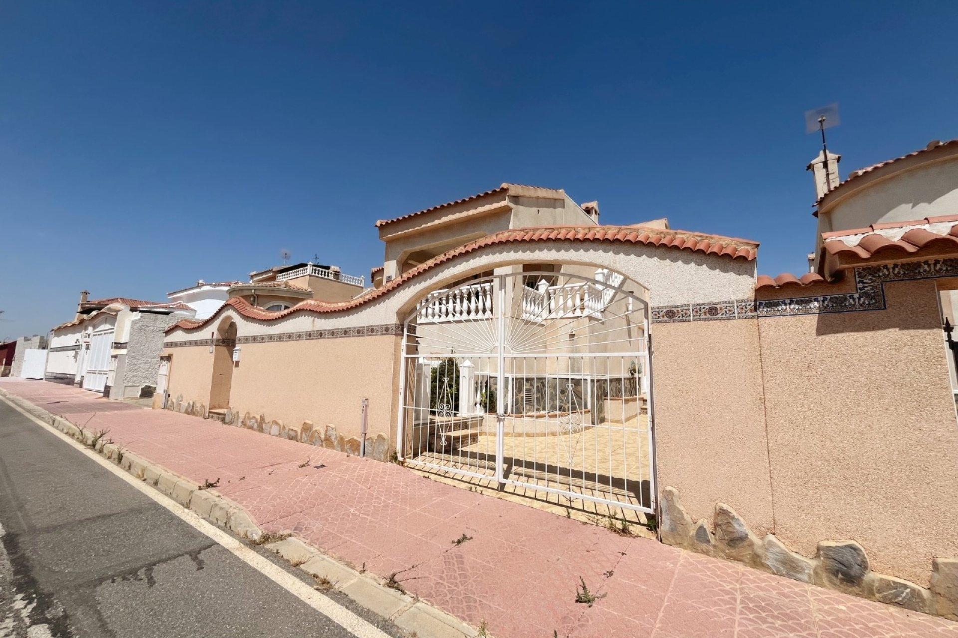 Reventa - Villa - Ciudad Quesada - Airstrip