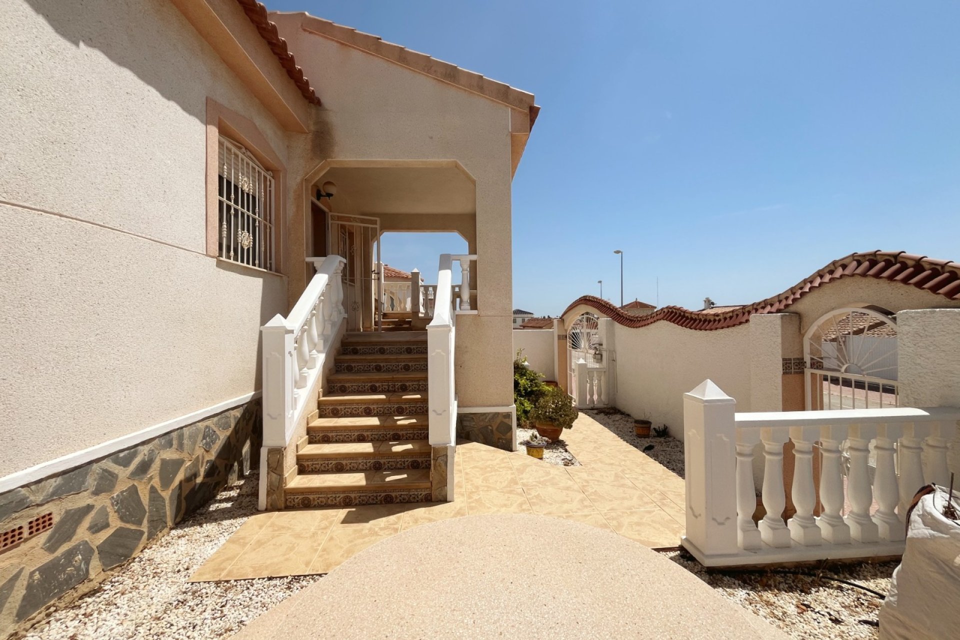 Reventa - Villa - Ciudad Quesada - Airstrip