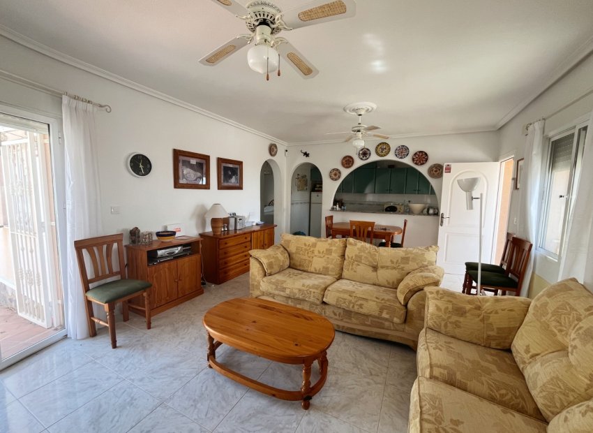 Reventa - Villa - Ciudad Quesada - Airstrip