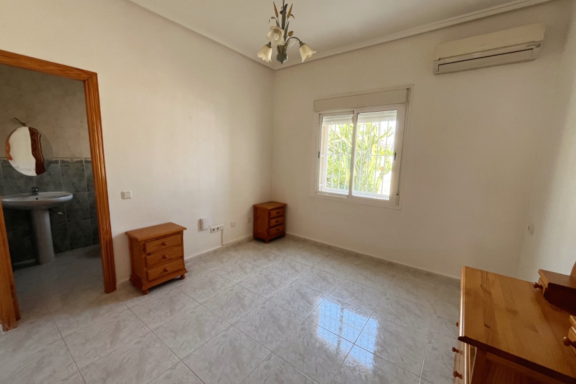 Reventa - Villa - Ciudad Quesada - Airstrip