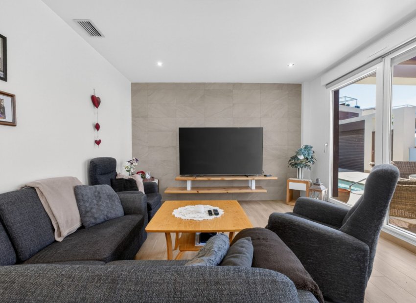 Reventa - Villa - Ciudad Quesada - Alicante