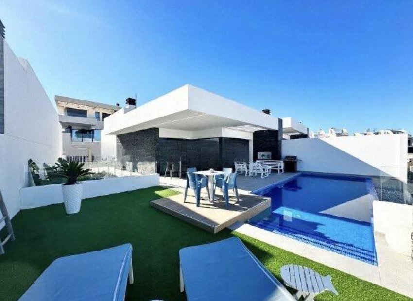 Reventa - Villa - Ciudad Quesada - Altos del golf i