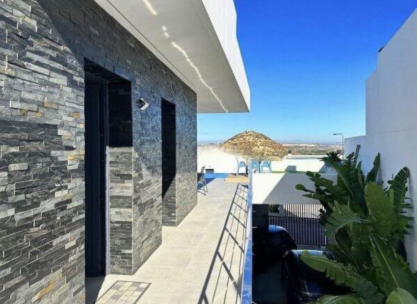 Reventa - Villa - Ciudad Quesada - Altos del golf i