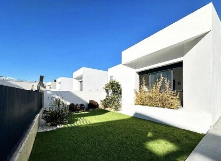 Reventa - Villa - Ciudad Quesada - Altos del golf i