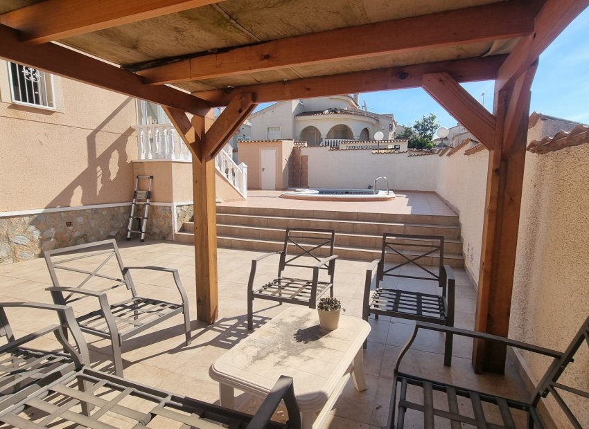 Reventa - Villa - Ciudad Quesada - Benimar