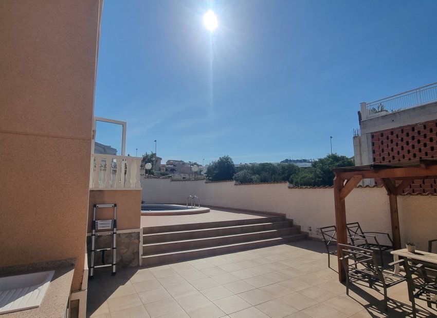 Reventa - Villa - Ciudad Quesada - Benimar