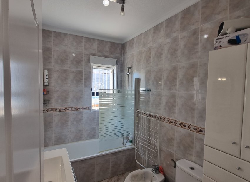 Reventa - Villa - Ciudad Quesada - Benimar
