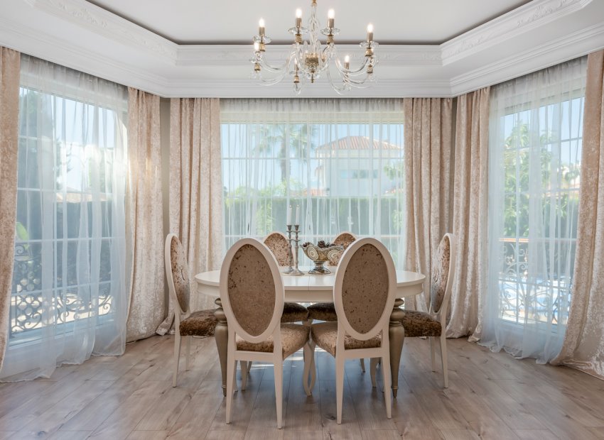 Reventa - Villa - Ciudad Quesada - Doña Pepa