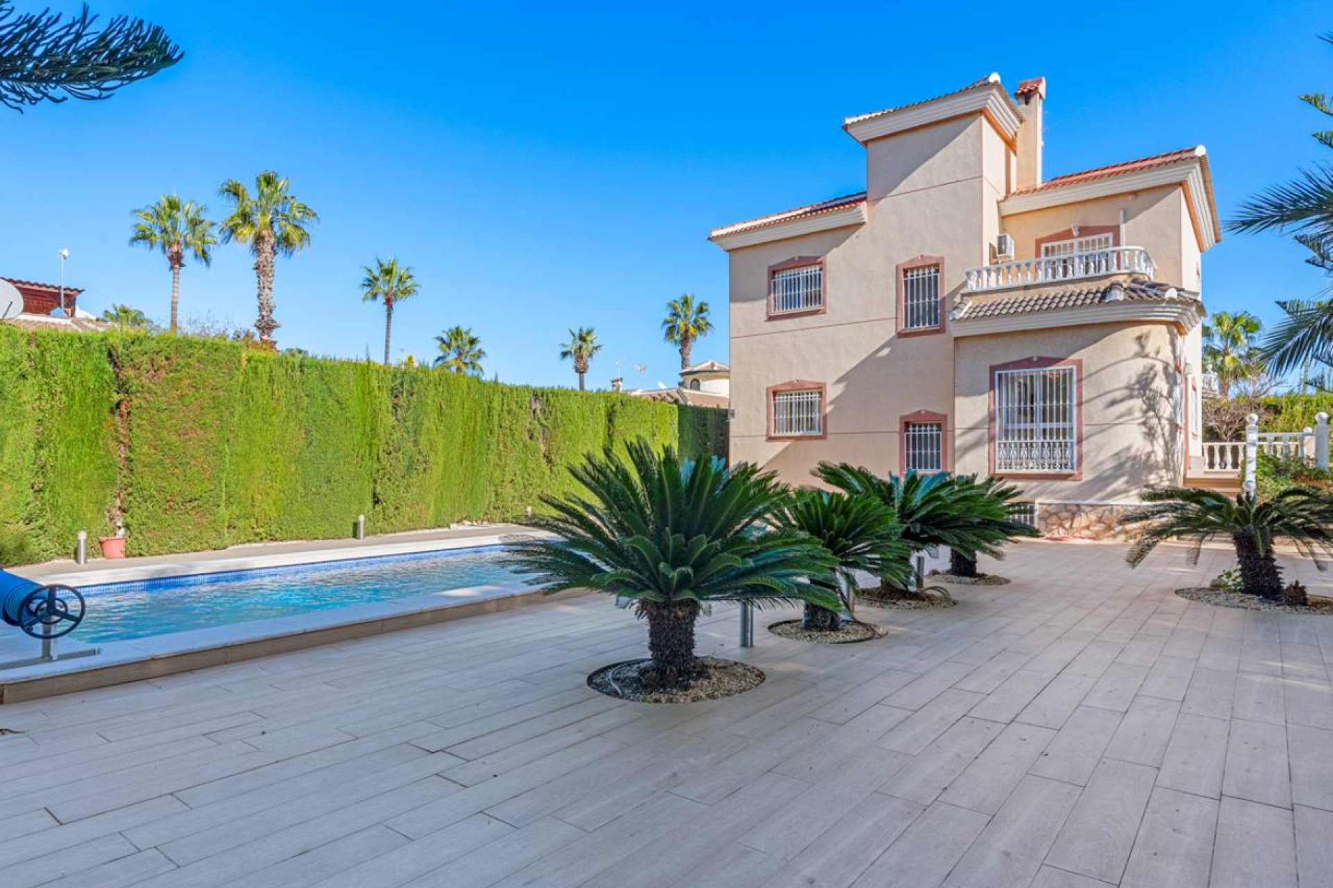 Reventa - Villa - Ciudad Quesada - Doña Pepa