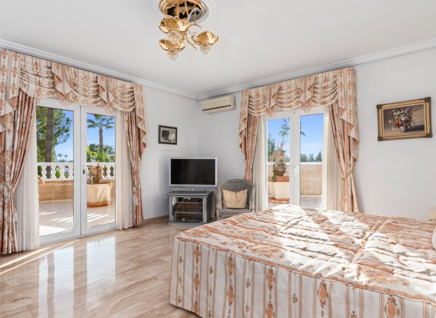 Reventa - Villa - Ciudad Quesada - Doña Pepa