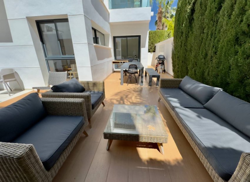 Reventa - Villa - Ciudad Quesada - Doña Pepa