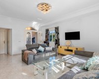 Reventa - Villa - Ciudad Quesada - Doña Pepa