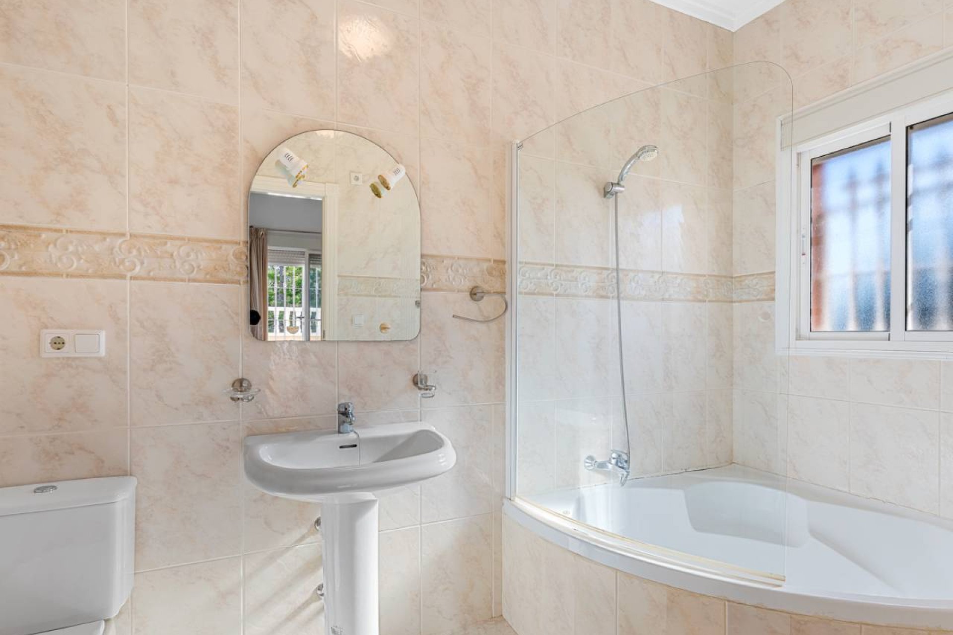 Reventa - Villa - Ciudad Quesada - Doña Pepa