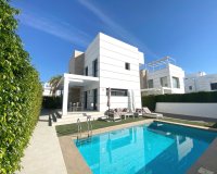 Reventa - Villa - Ciudad Quesada - Doña Pepa