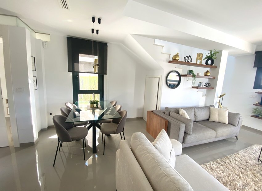 Reventa - Villa - Ciudad Quesada - Doña Pepa