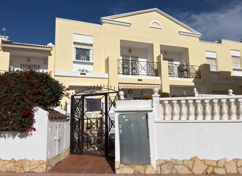 Reventa - Villa - Ciudad Quesada - Doña Pepa