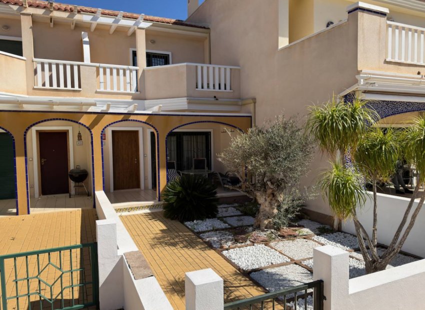 Reventa - Villa - Ciudad Quesada - Doña Pepa