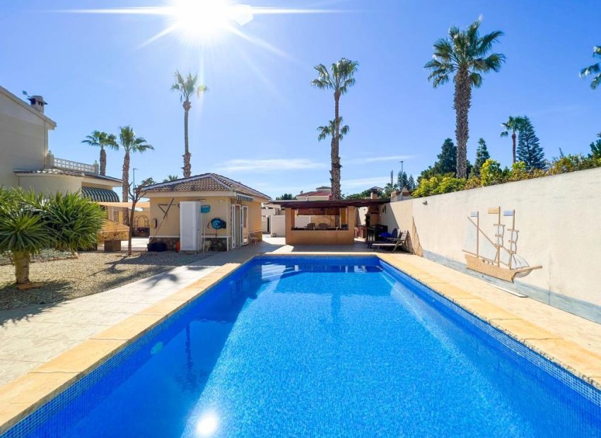 Reventa - Villa - Ciudad Quesada - Doña Pepa