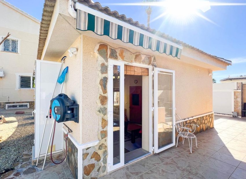 Reventa - Villa - Ciudad Quesada - Doña Pepa