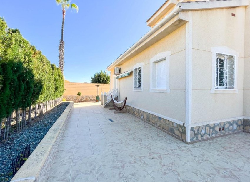 Reventa - Villa - Ciudad Quesada - Doña Pepa