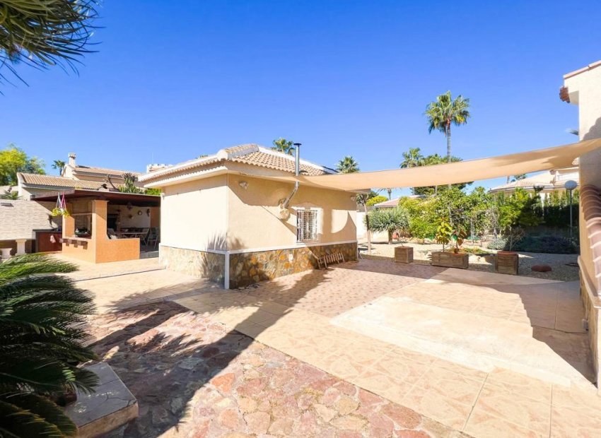 Reventa - Villa - Ciudad Quesada - Doña Pepa