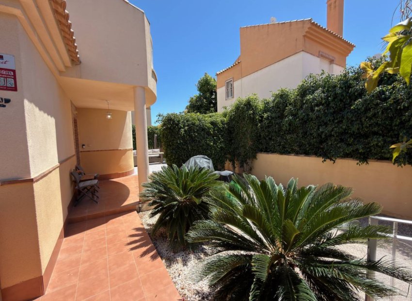 Reventa - Villa - Ciudad Quesada - Doña Pepa