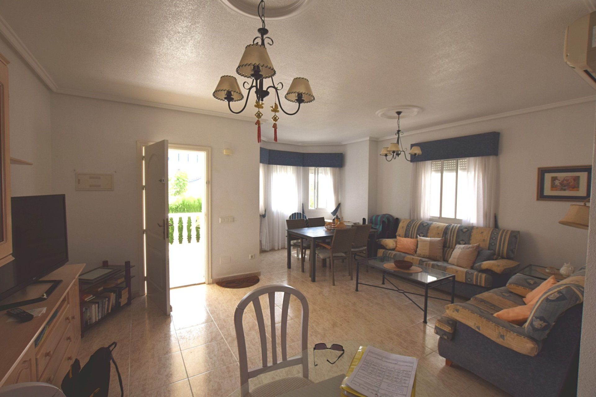 Reventa - Villa - Ciudad Quesada - La Fiesta