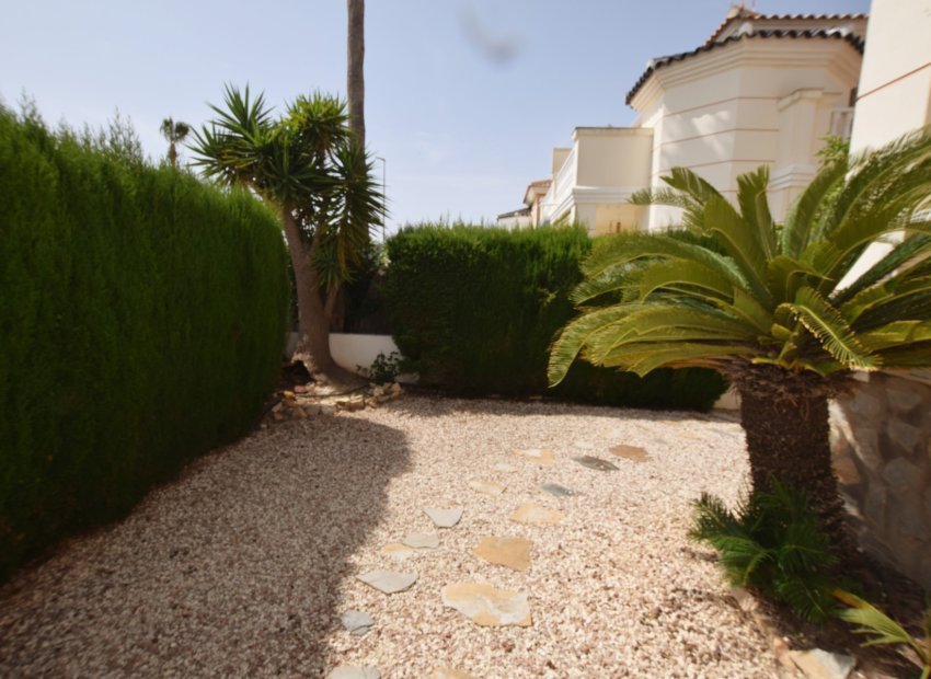 Reventa - Villa - Ciudad Quesada - La Fiesta