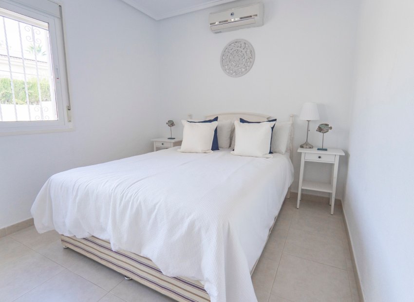 Reventa - Villa - Ciudad Quesada - La Fiesta