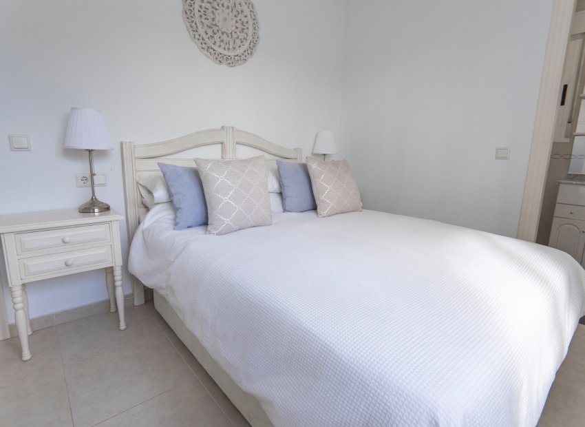 Reventa - Villa - Ciudad Quesada - La Fiesta