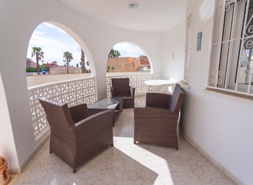 Reventa - Villa - Ciudad Quesada - La Fiesta