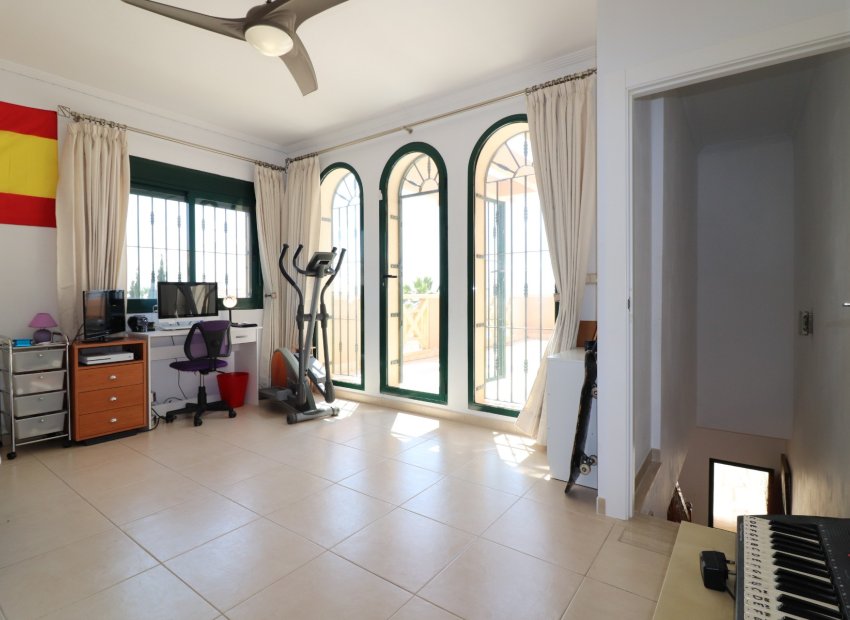 Reventa - Villa - Ciudad Quesada - La Fiesta