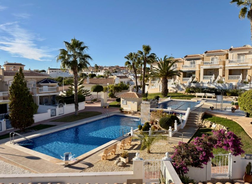 Reventa - Villa - Ciudad Quesada - La Fiesta